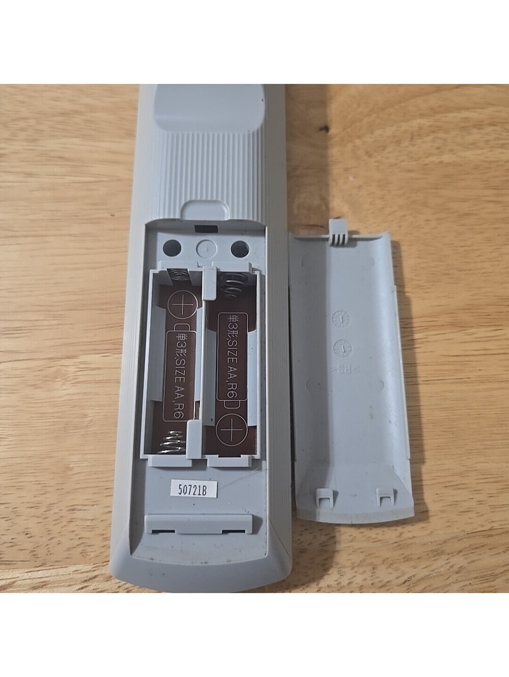 Sony RM-YD002 TV Remote Control Fully Tested & Working - Picture 5 of 5